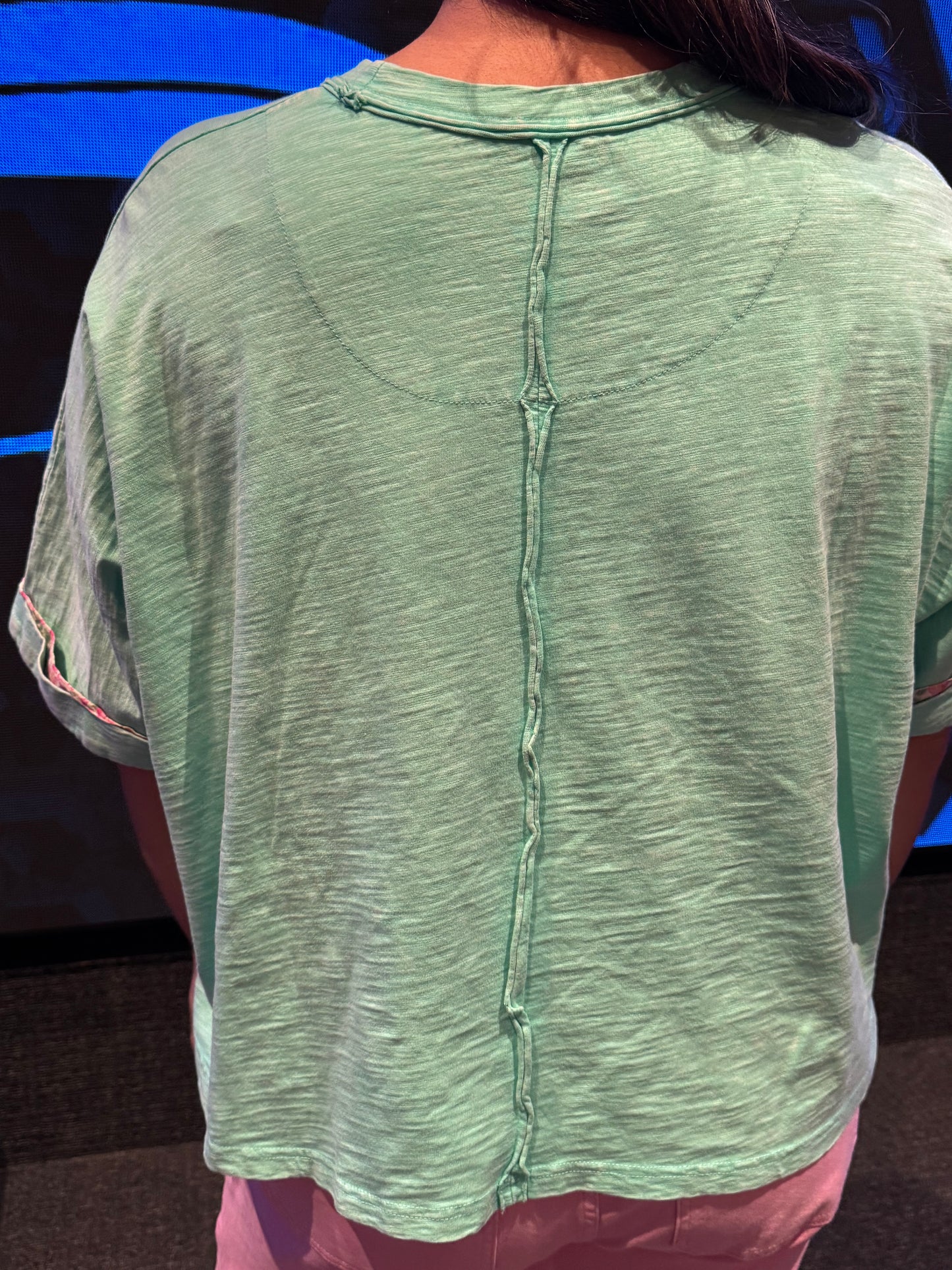 ATLANTIS GREEN FLOWER PATCH WASHED COTTON SLUB TOP EASEL - SV Boutique & Co.