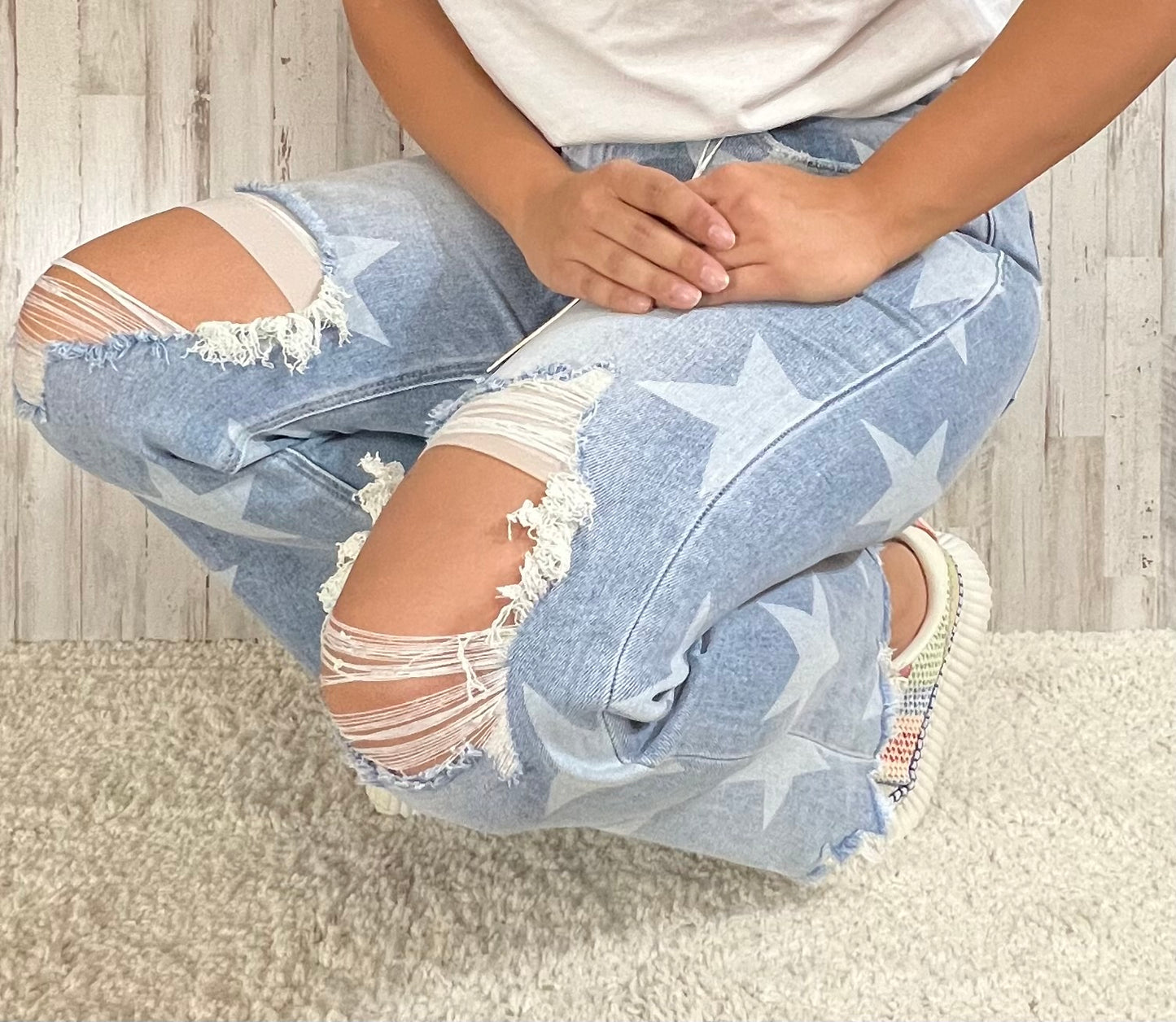 RISEN HIGH RISE STAR PRINTED STRAIGHT CROP JEANS - SV Boutique & Co.