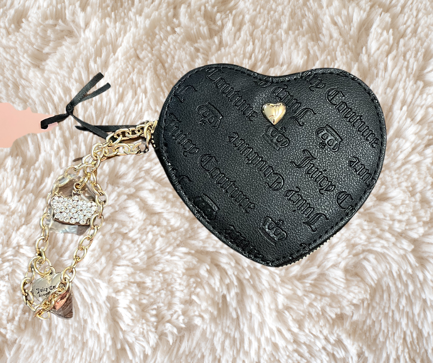 Juicy Couture Not Your Babe Heart Zip Around - SV Boutique & Co.