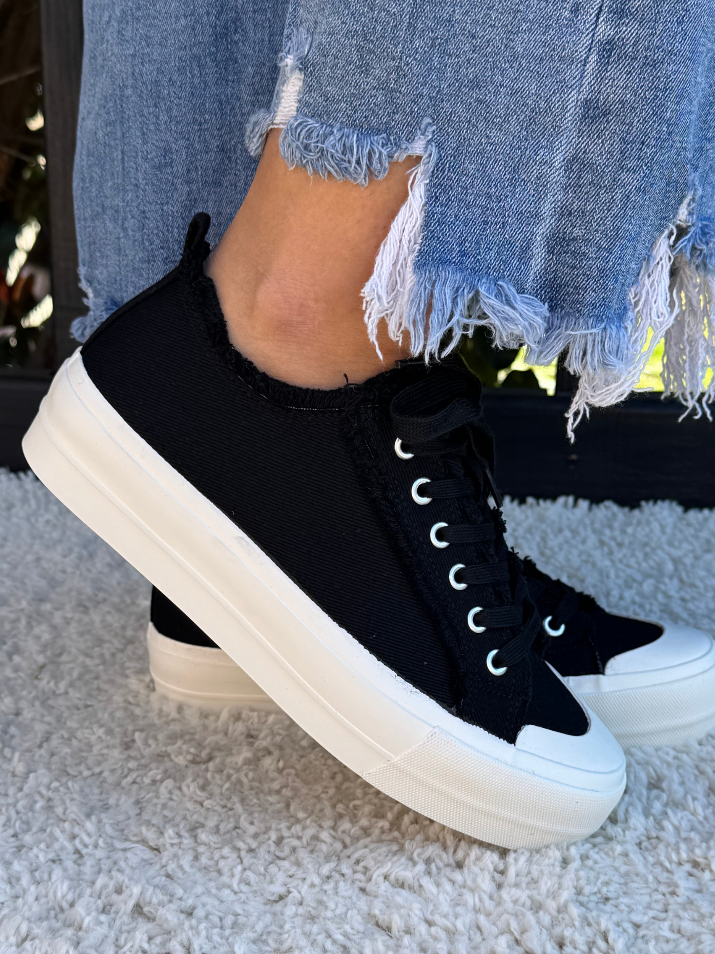 CORKYS COULD CARE LESS BLACK SNEAKER - SV Boutique & Co.