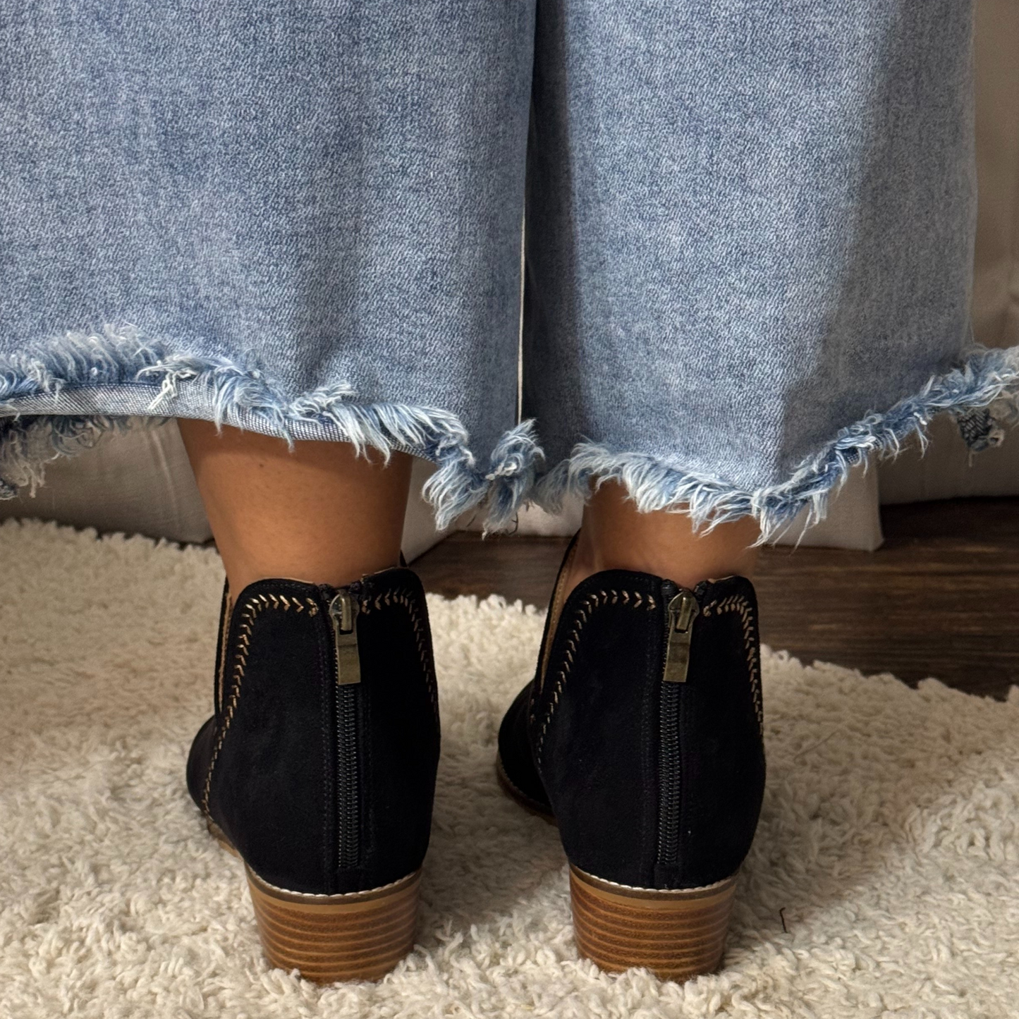 Corkys Bluffin – Black Faux Suede Bootie
