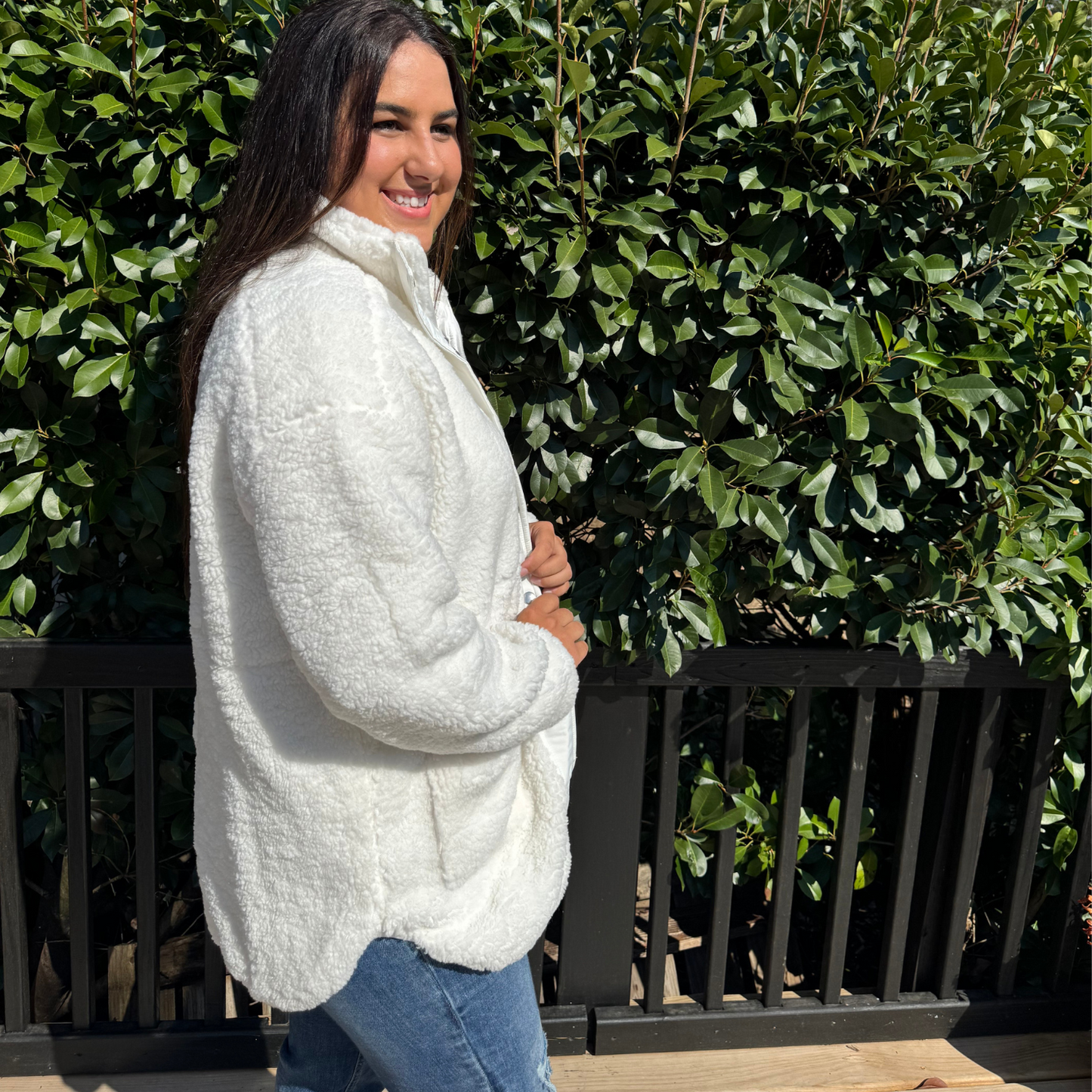 WHITE OVERSIZED SHERPA JACKET BY KATYDID - SV Boutique & Co.