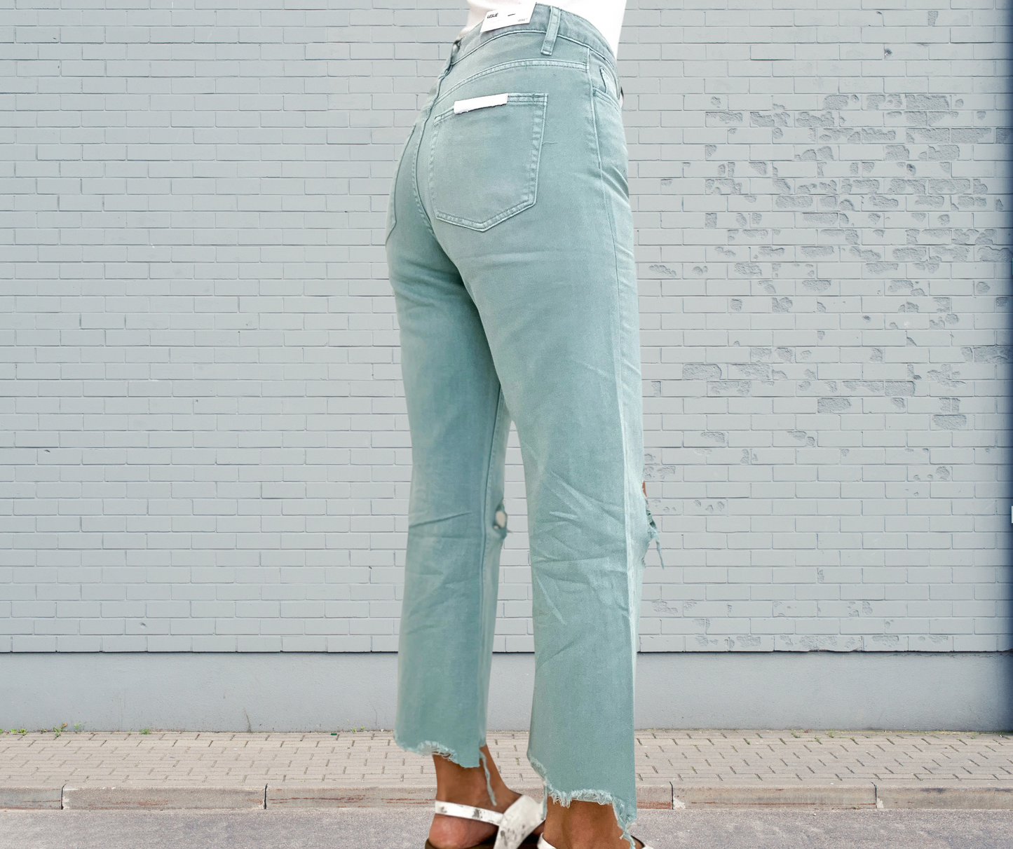 Vervet Super Fly Vintage Cropped Flare Jeans in Cloud Blue - SV Boutique & Co.