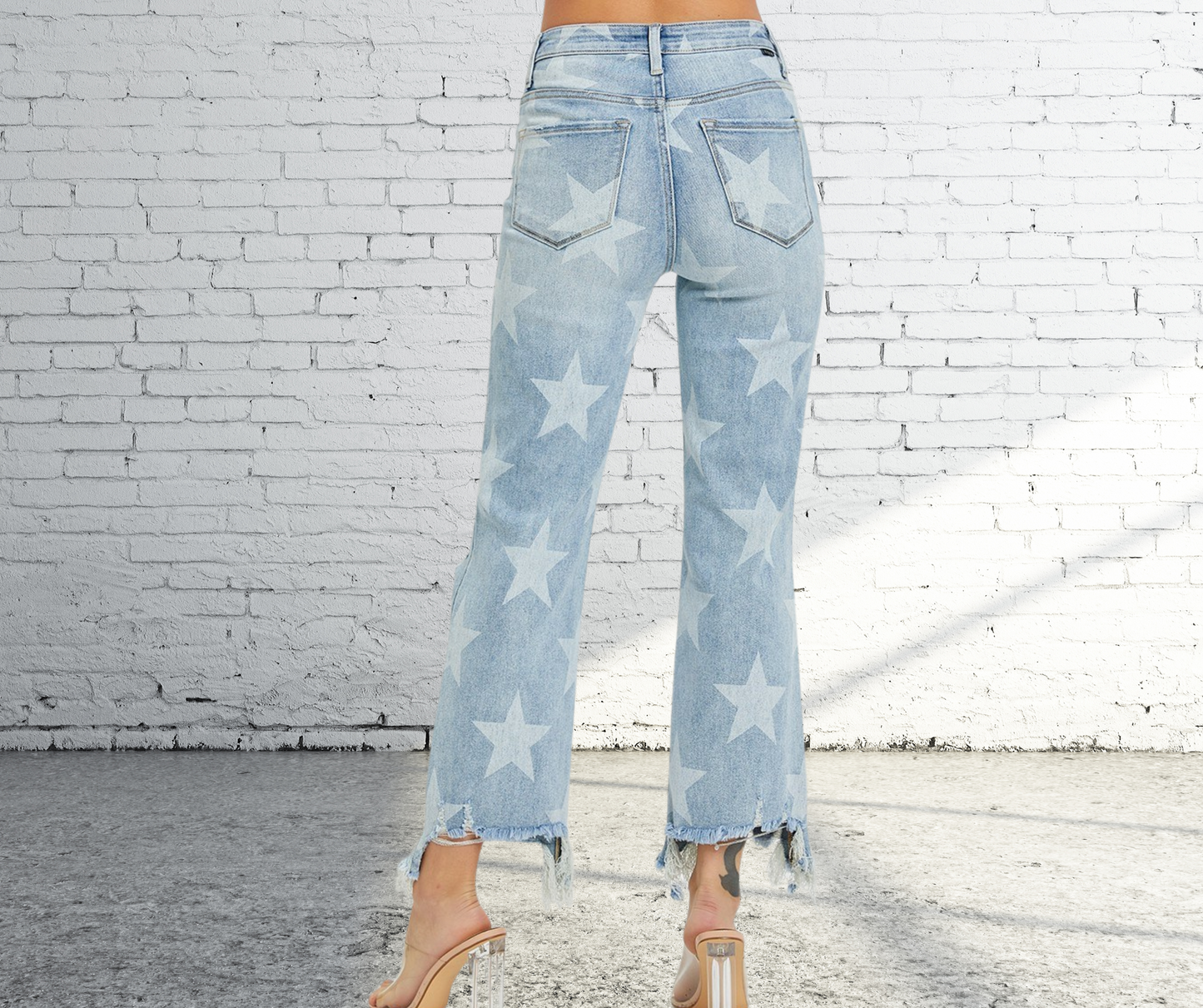 RISEN HIGH RISE STAR PRINTED STRAIGHT CROP JEANS - SV Boutique & Co.