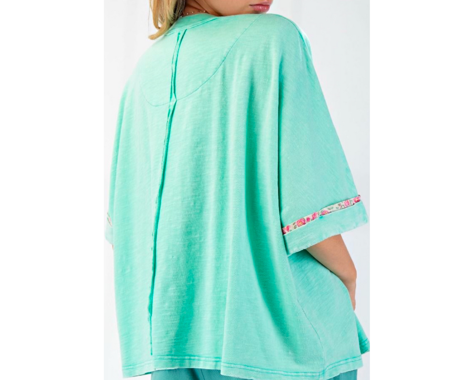ATLANTIS GREEN FLOWER PATCH WASHED COTTON SLUB TOP EASEL - SV Boutique & Co.