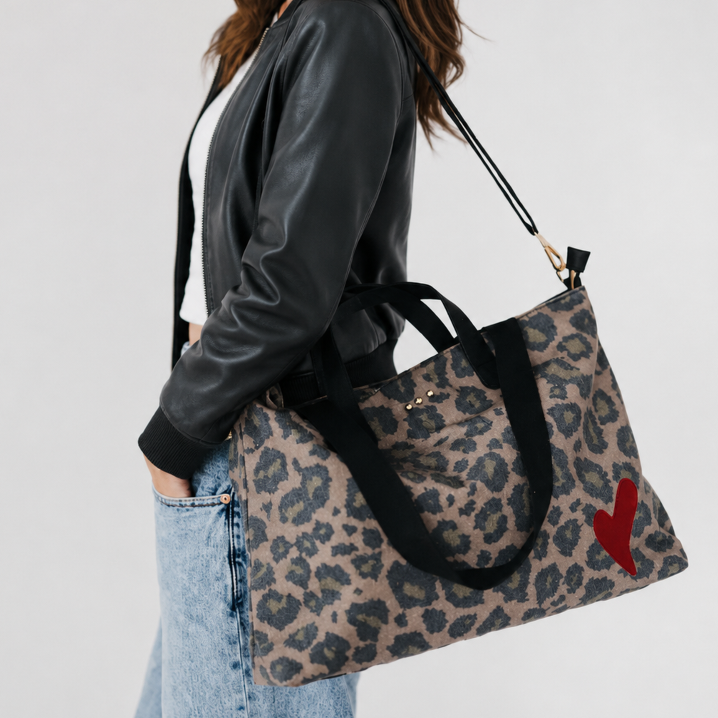 Pretty Simple Chelsie Leopard Canvas Printed Tote