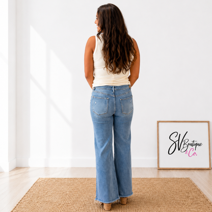 Judy Blue Star Distressed 90's Straight Jeans - SV Boutique & Co.