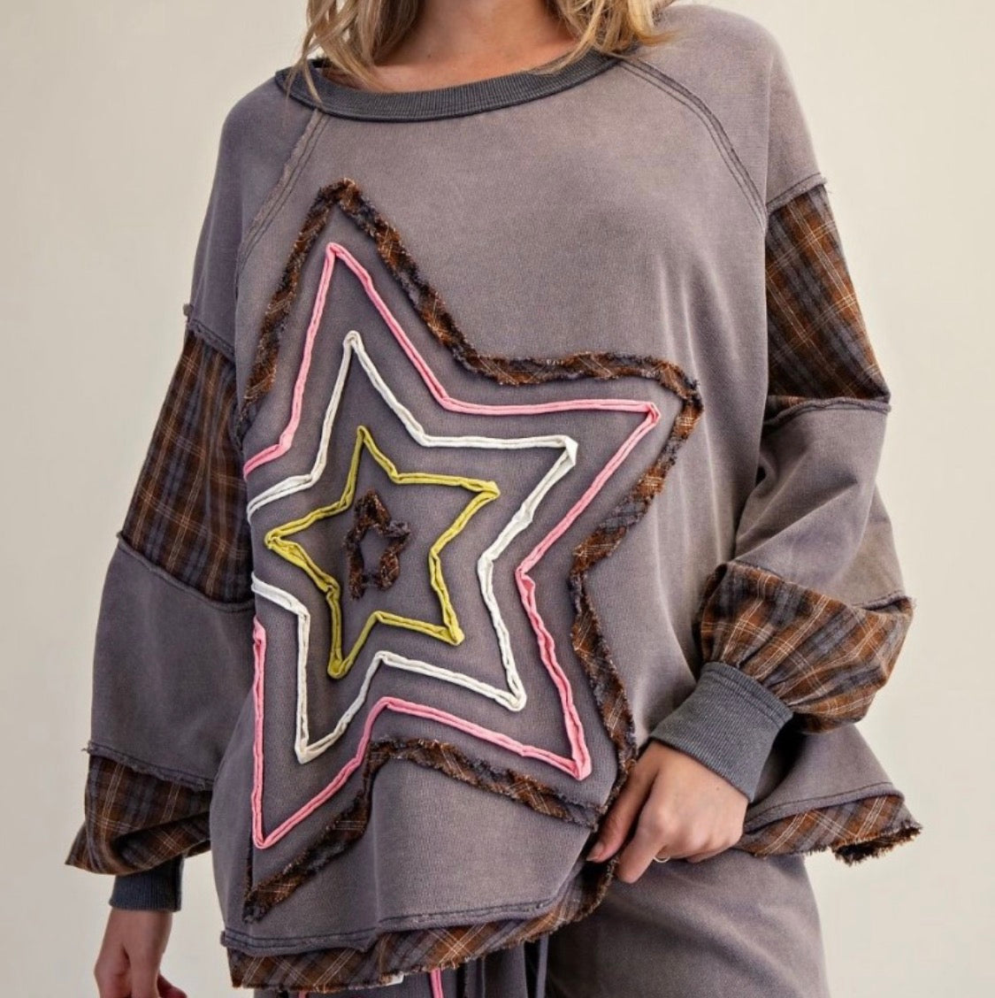 Star Patch Pullover - SV Boutique & Co.