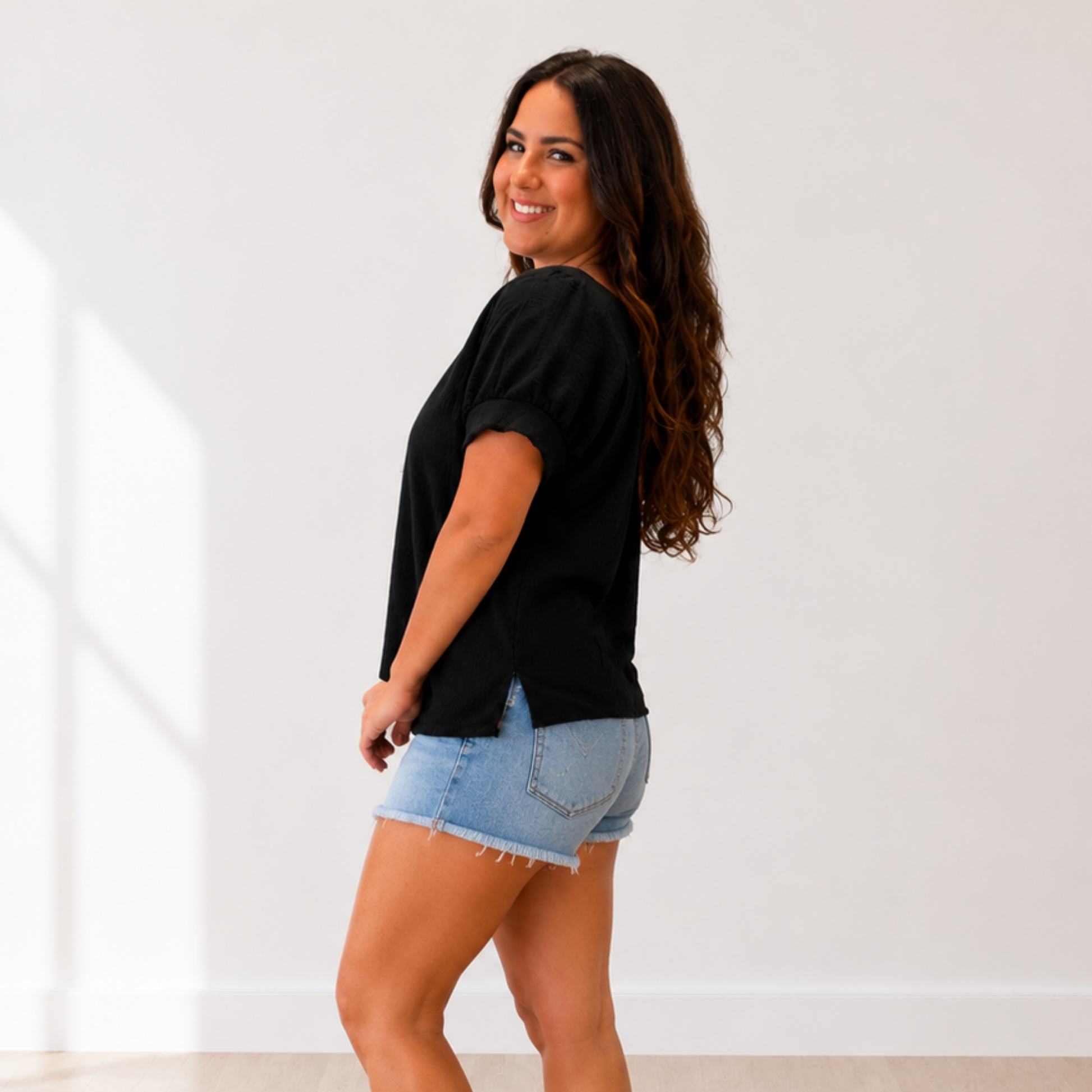 Black V-Neck Short Sleeve Crinkle Top - SV Boutique & Co.