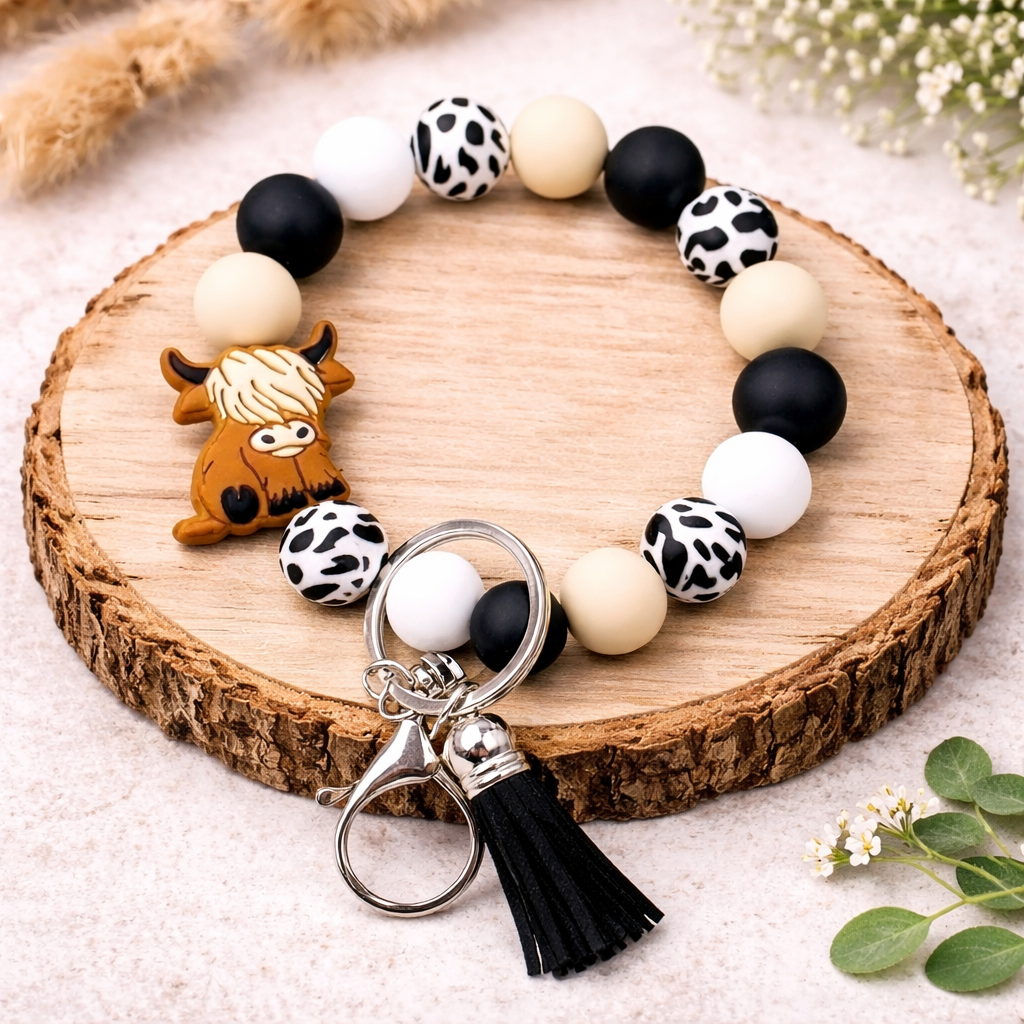 Highland Cow Silicone Bead Keychain Bracelet - SV Boutique & Co.