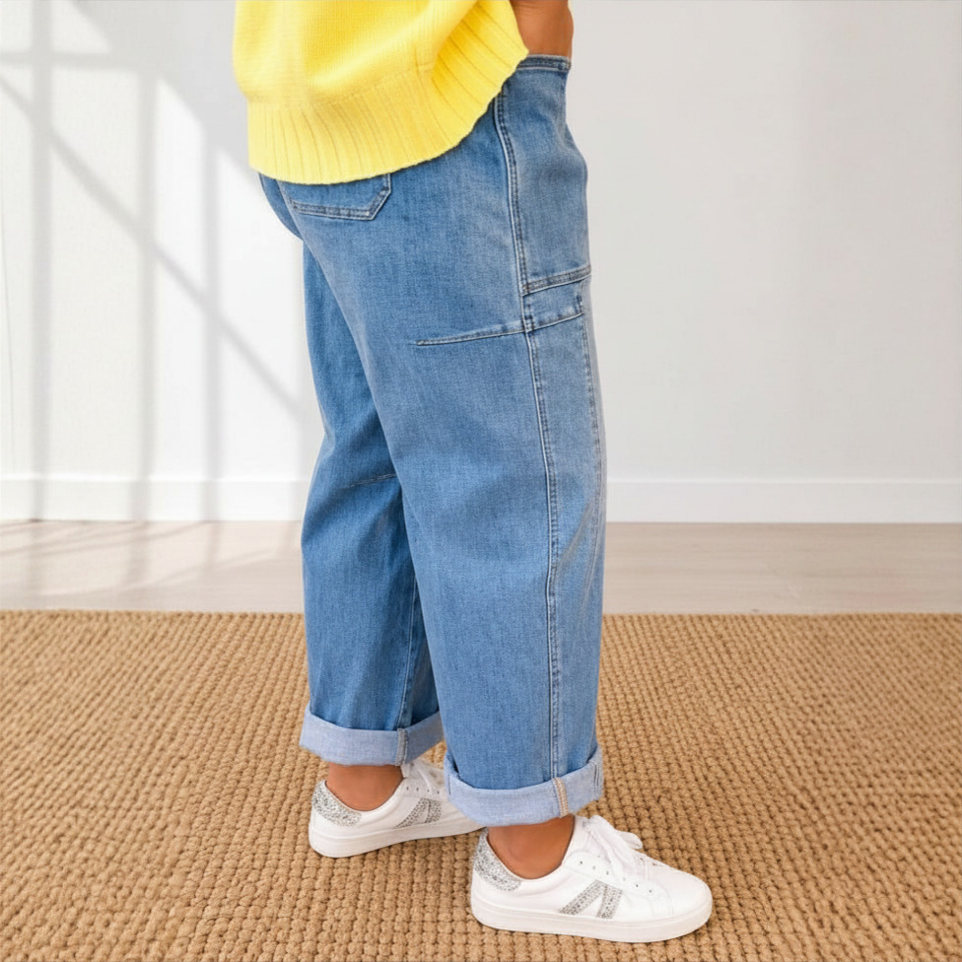 Risen Barrel Crop Jeans - SV Boutique & Co.