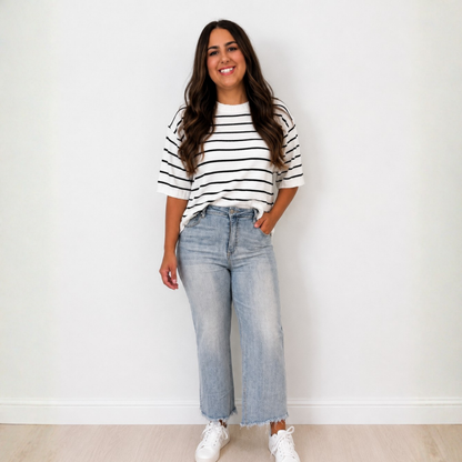 RISEN CROP  FRAYED HEM JEANS - SV Boutique & Co.