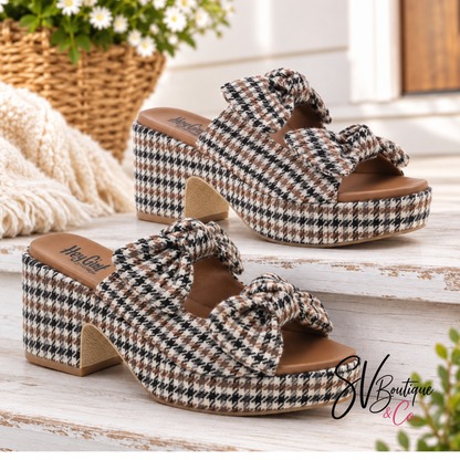 Corky's Black Tan Houndstooth Put A Bow On It Chunky Sandals - SV Boutique & Co.