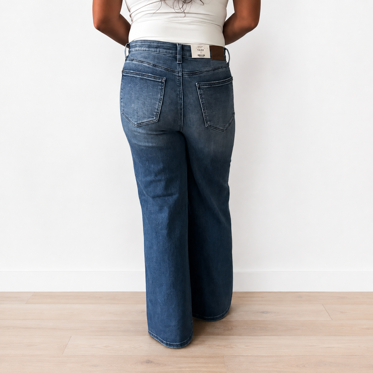 Judy Blue Tummy Control Retro Wide Leg Jeans – Leopard Waistband