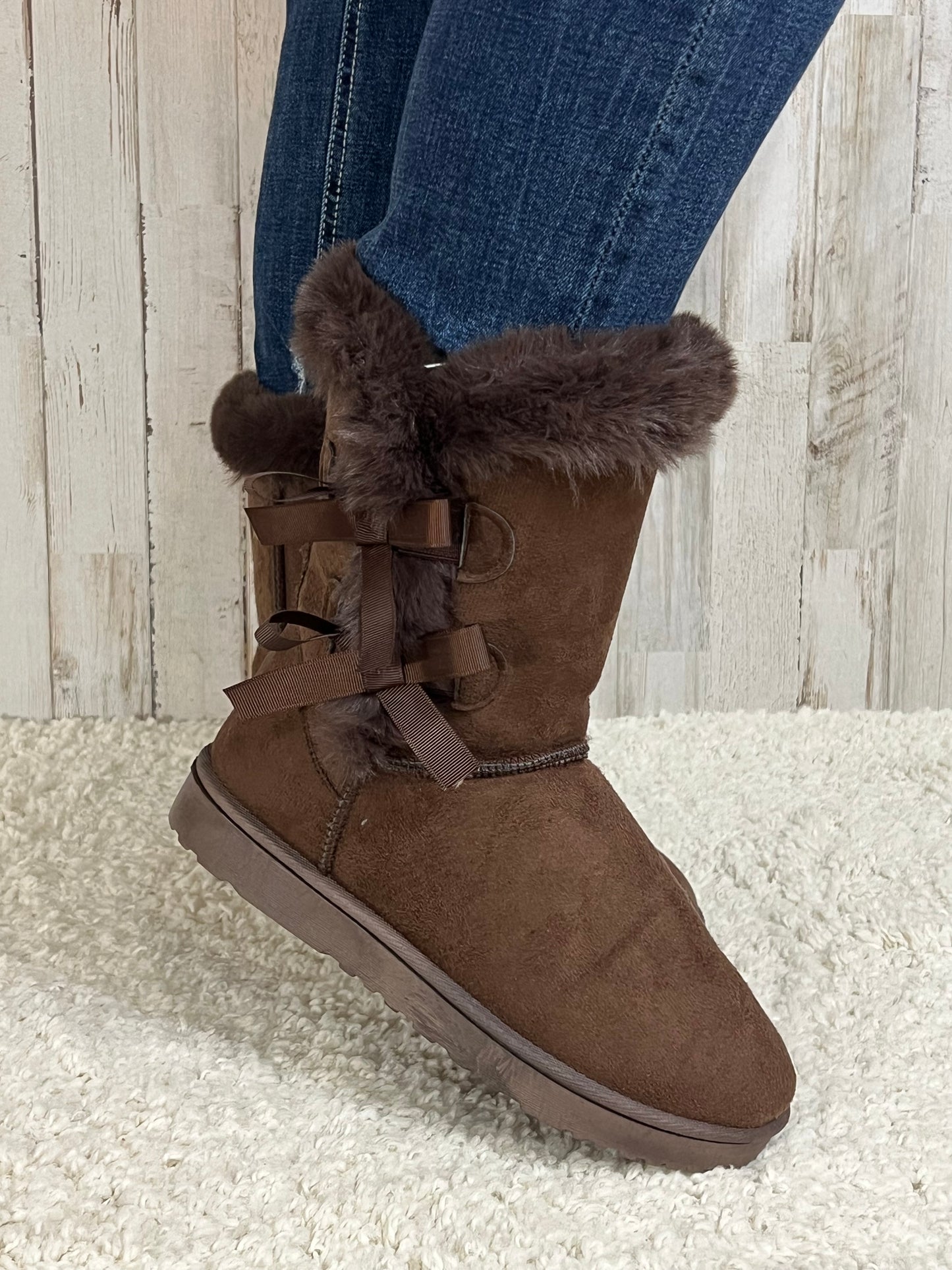 Bow Knot Faux Fur Coffee Lined Mid-Calf Warm Boots - SV Boutique & Co.