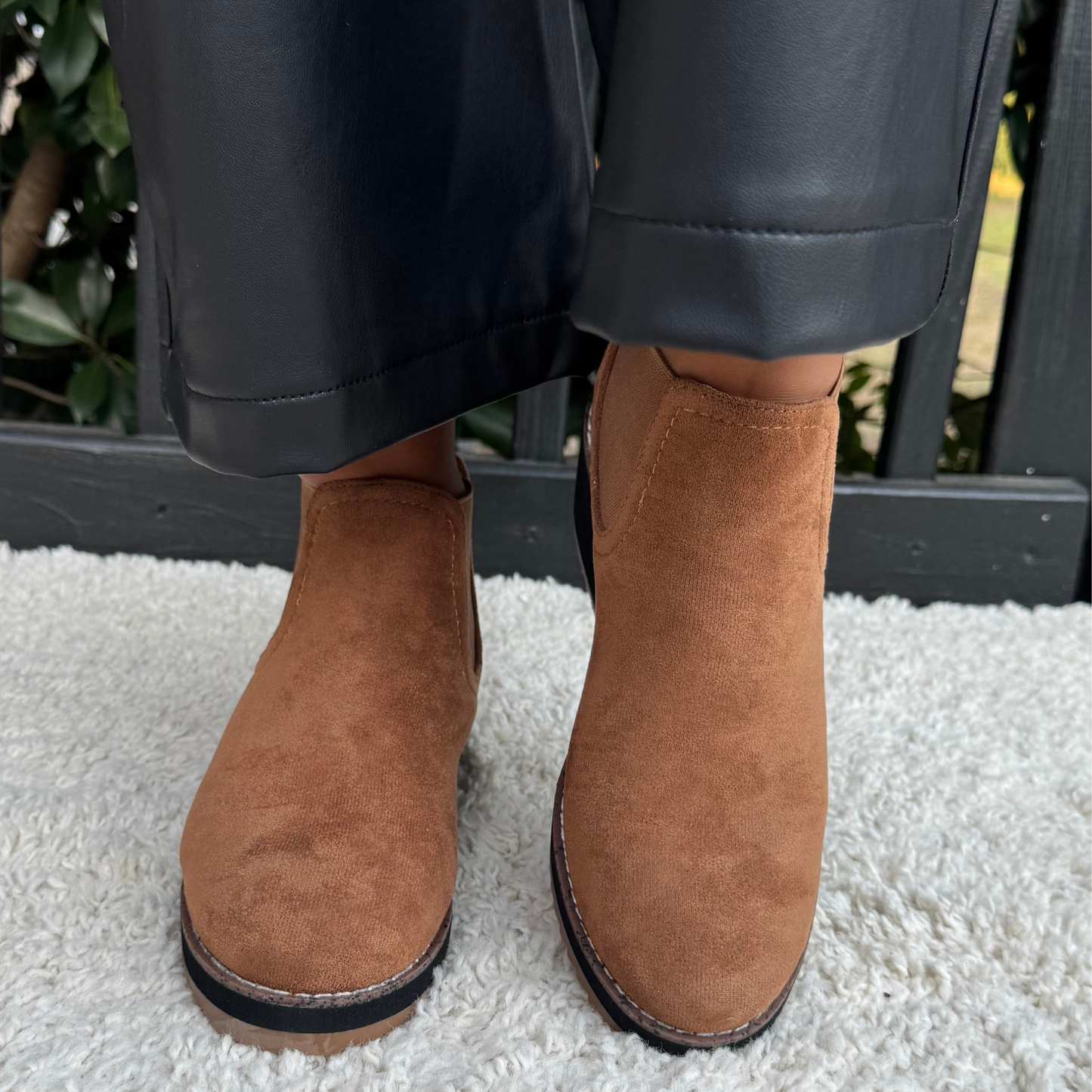 Corky's Love You A Latte Boot – Tobacco Suede