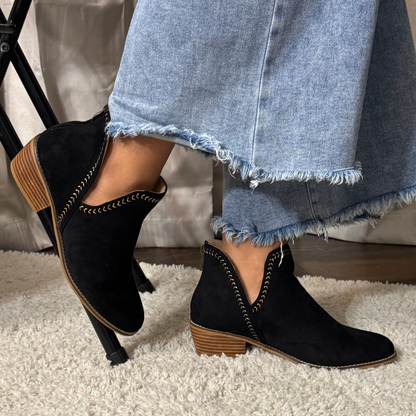 Corkys Bluffin – Black Faux Suede Bootie