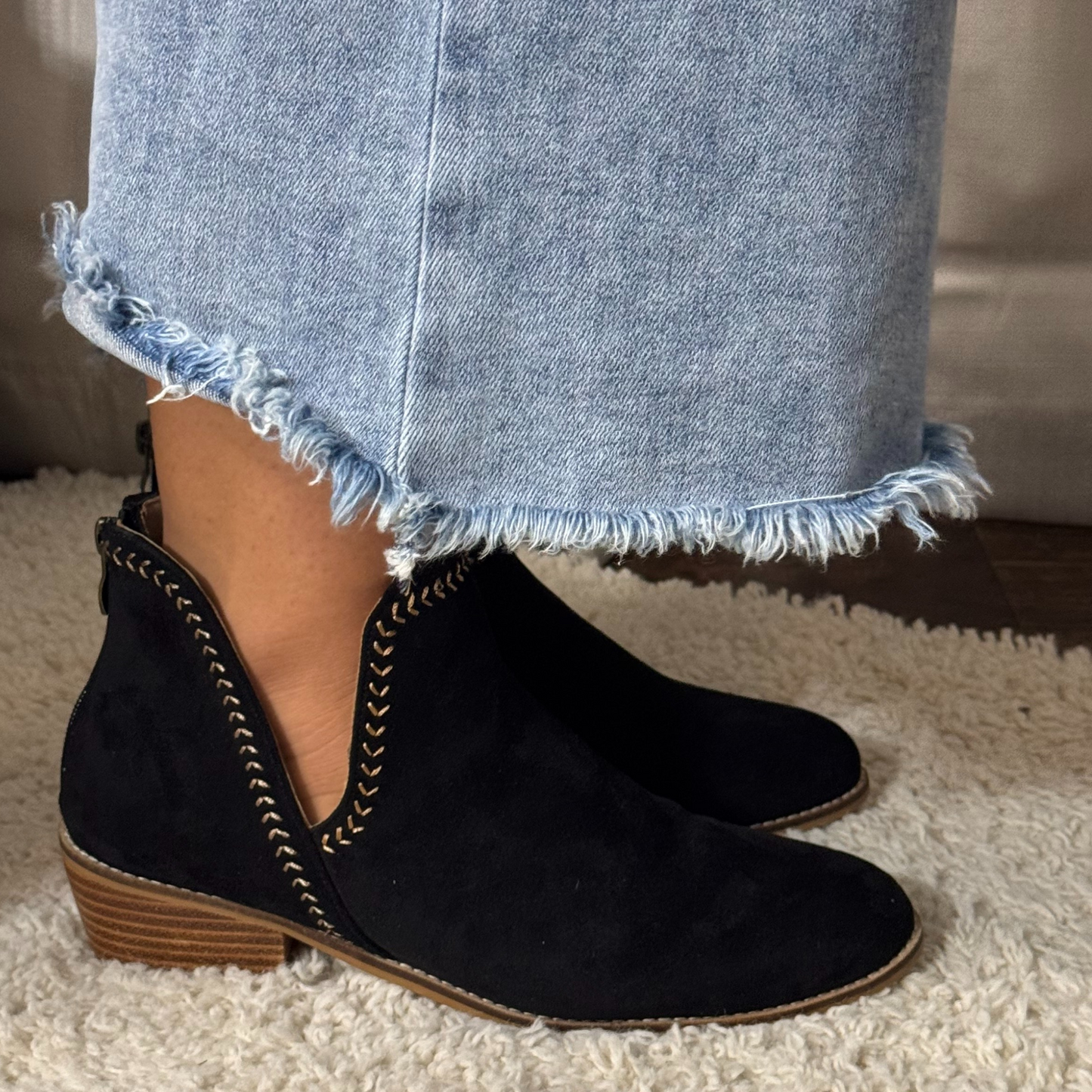 Corkys Bluffin – Black Faux Suede Bootie