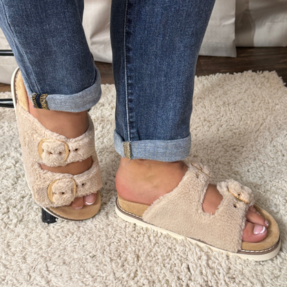 Corkys Feelin Saucy Sherpa