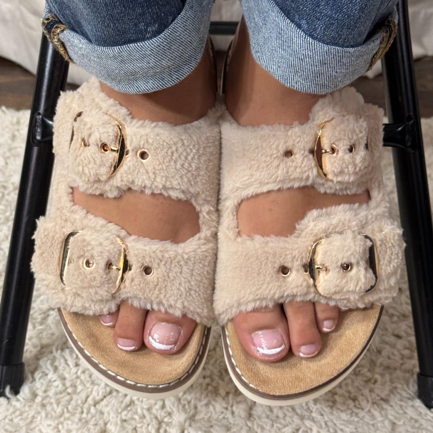 Corkys Feelin Saucy Sherpa